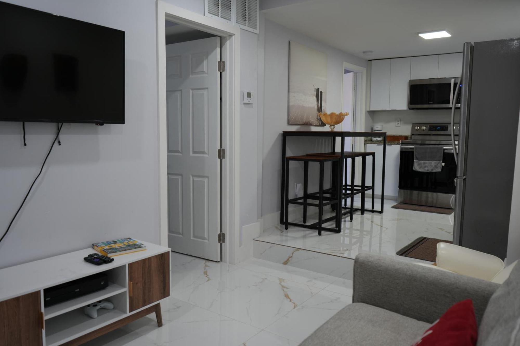 Charming Two Bedroom Apartment. Miami Exterior foto